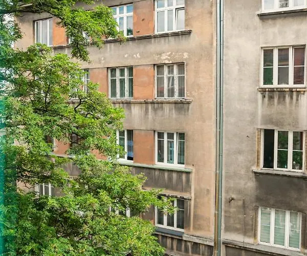 Vistula River Modern By Bookinghost