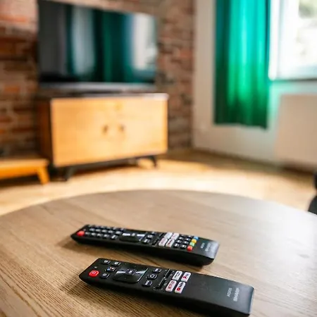 Vistula River Modern By Bookinghost Appartement